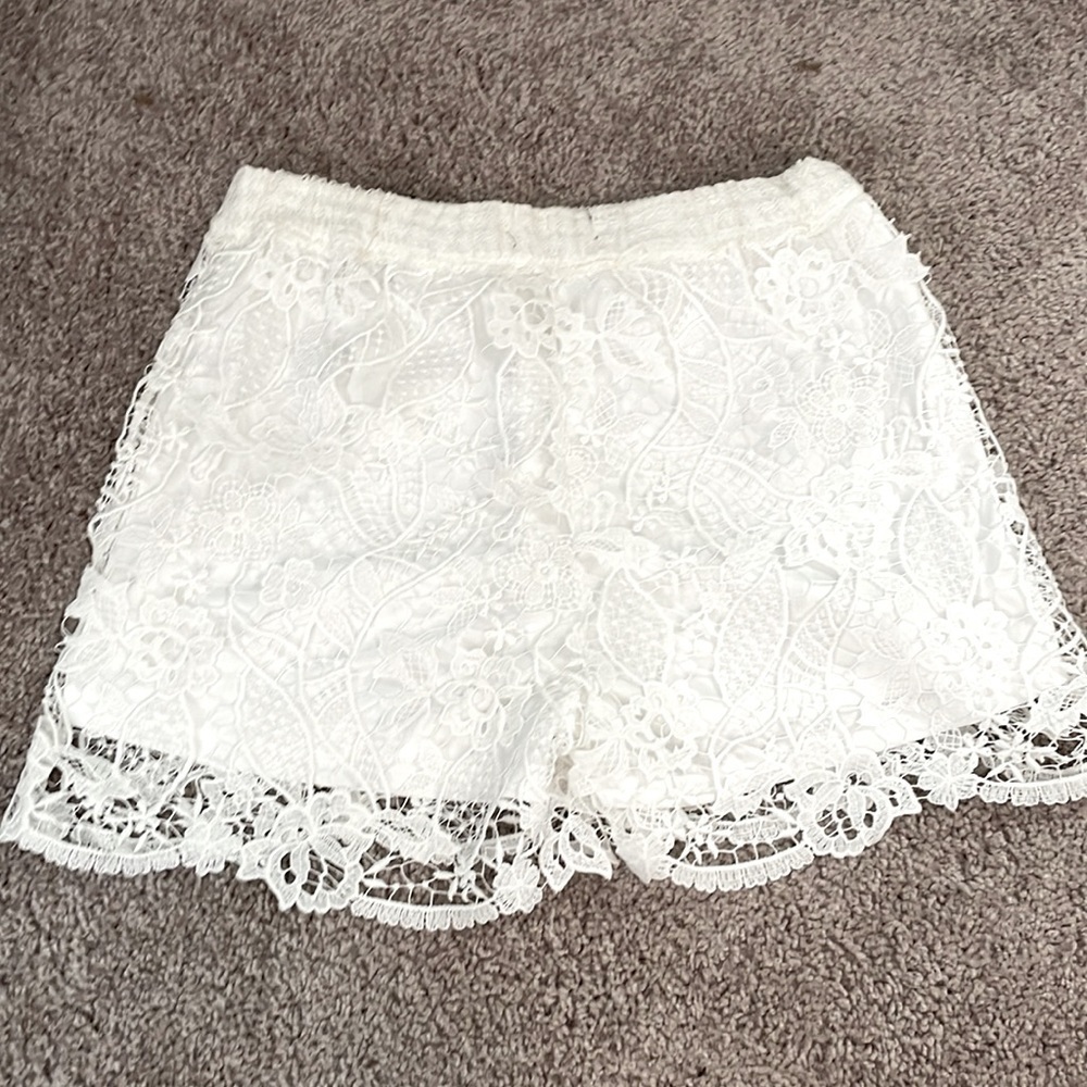 NWT Atmosphere Women's Lace Double Lined Shorts Size 4 - Picture 2 of 8